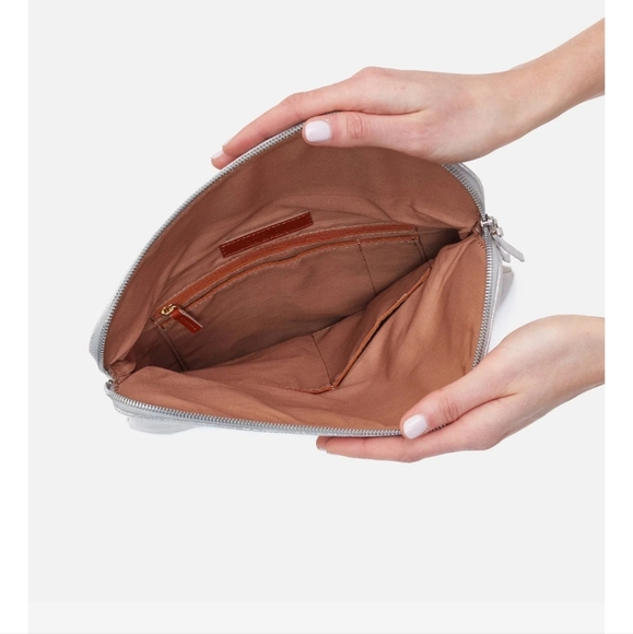 HOBO Jessa NWT in Silver - Picture 13 of 14